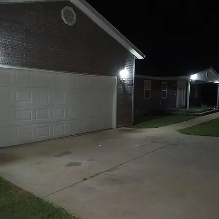 A Home Away From Home, Near Fort Leonard Wood Waynesville Exterior photo